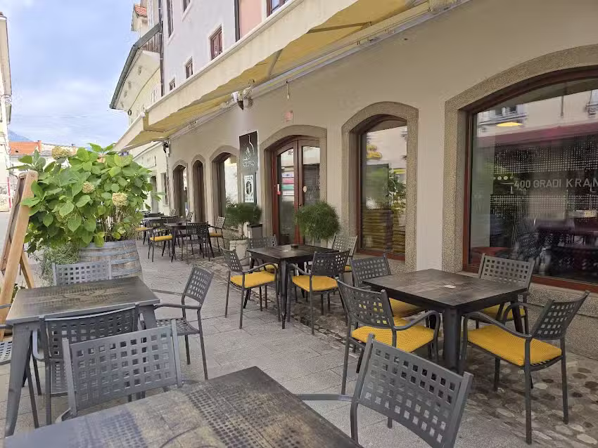 400 Gradi Kranj, Pizzeria Napoletana