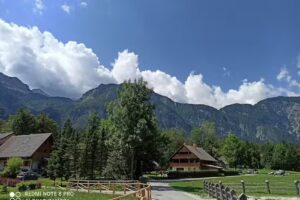 Apartments &ndash; restaurant Ukanc