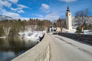Art Hotel Kristal in restavracija pri Lovcu, BOHINJ, Bohinjsko Jezero