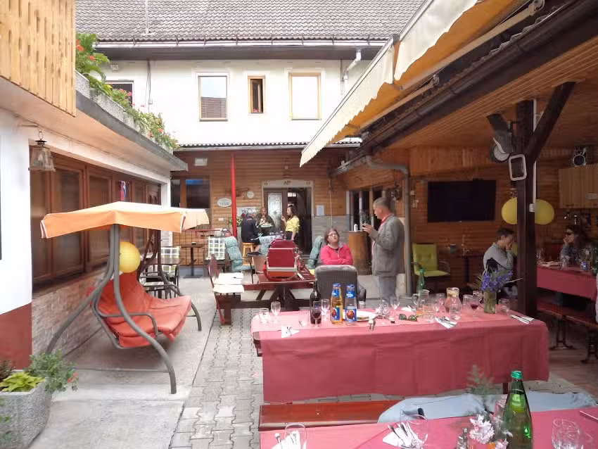 Bar &ldquo;Pr Ulčarj&rdquo;