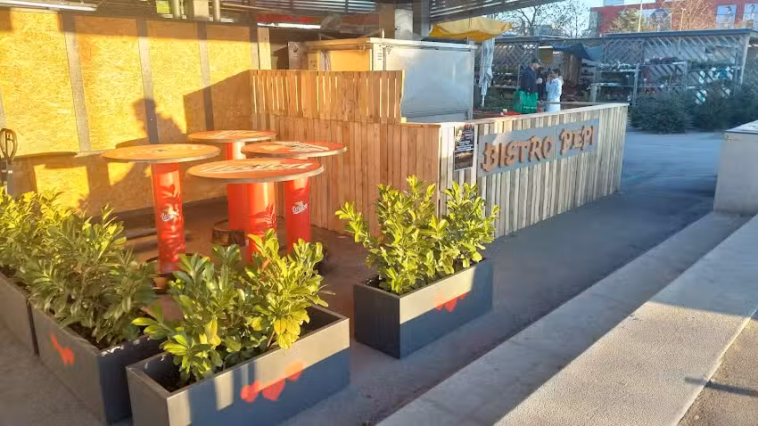 Bistro PePi , P.E.: Pečenjara