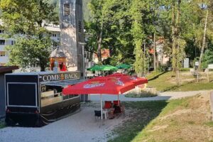 COME BACK BURGER, RISTOV ROBERT S.P.