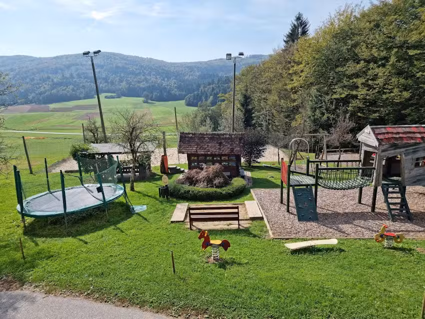 Dnevni bar pr`Mrtinet Ko&scaron;čak Tatjana sp