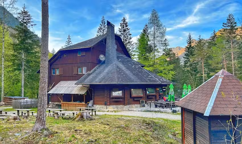 Rifugio alpinistico della valle di Logarska