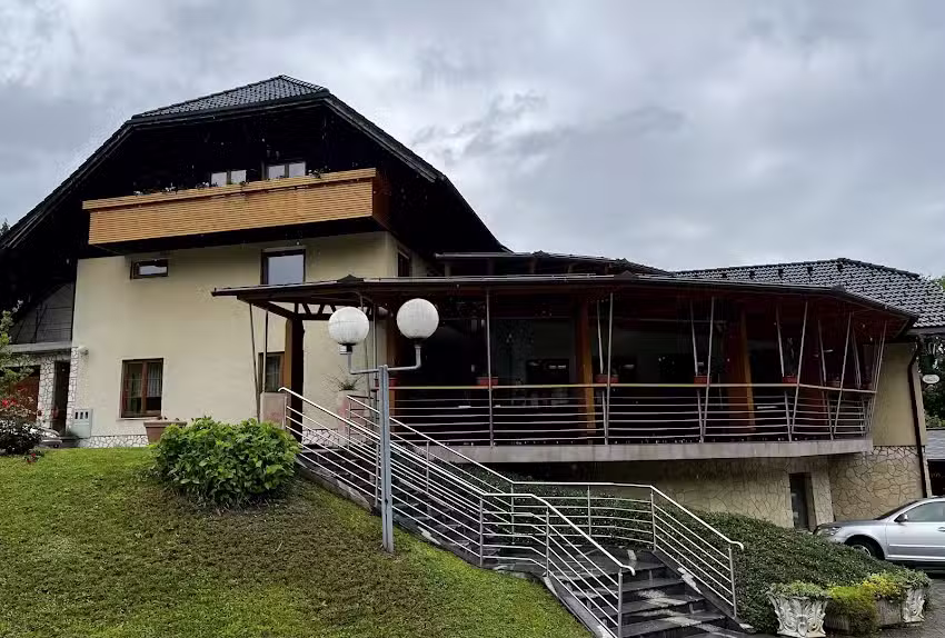 Inn Brigita Andreja Skrivarnik sp