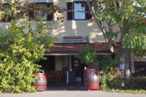 Giordana Inn and Apartment