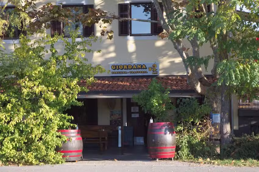 Giordana Inn and Apartment