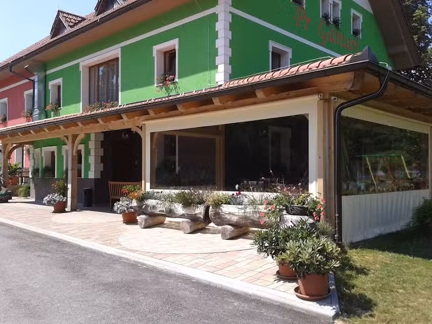 Gostilna in picerija Pr&rsquo; Gantari