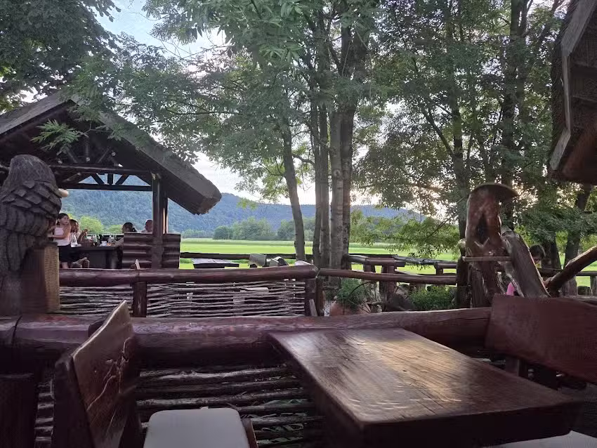 Gostilna in pizzerija Mars