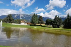 Gostilna Jezerska hi&scaron;a