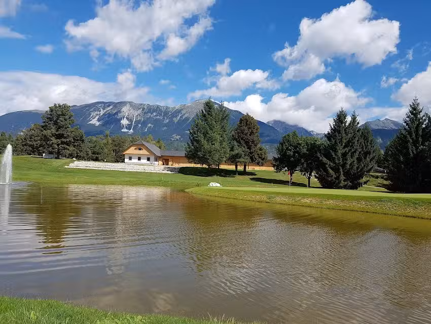 Gostilna Jezerska hi&scaron;a