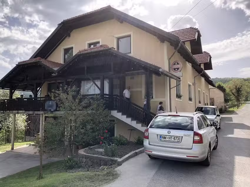 Gostilna &ldquo;Lakner&rdquo; Lakner Alenka s.p.