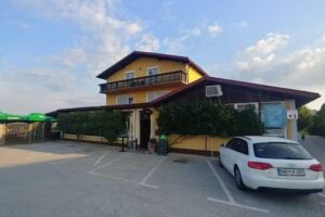 Marta Inn, Franc Tomažič Letonja sp