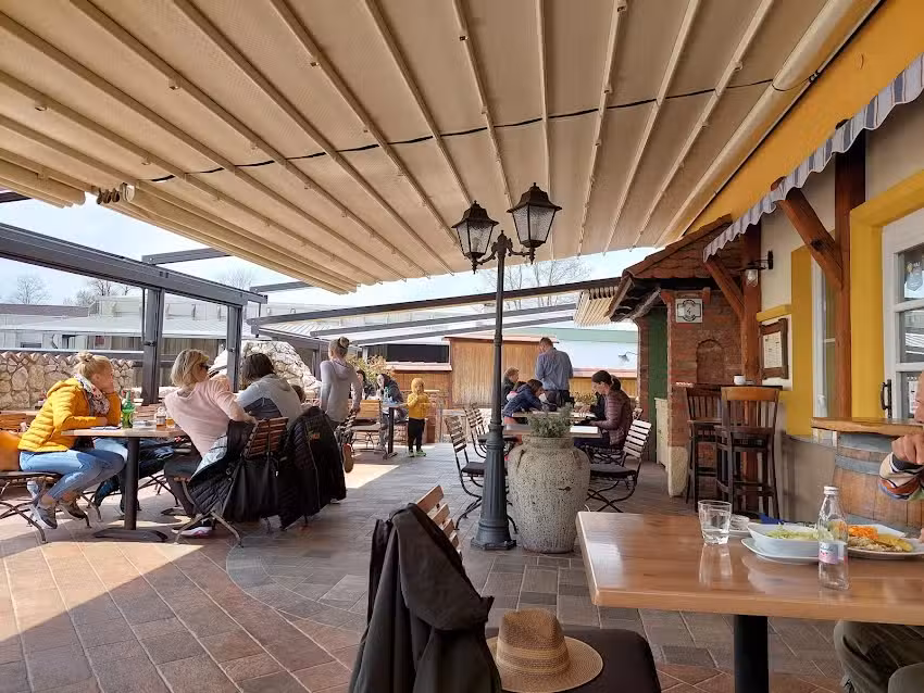 Ristorante &ndash; Pizzeria Nona