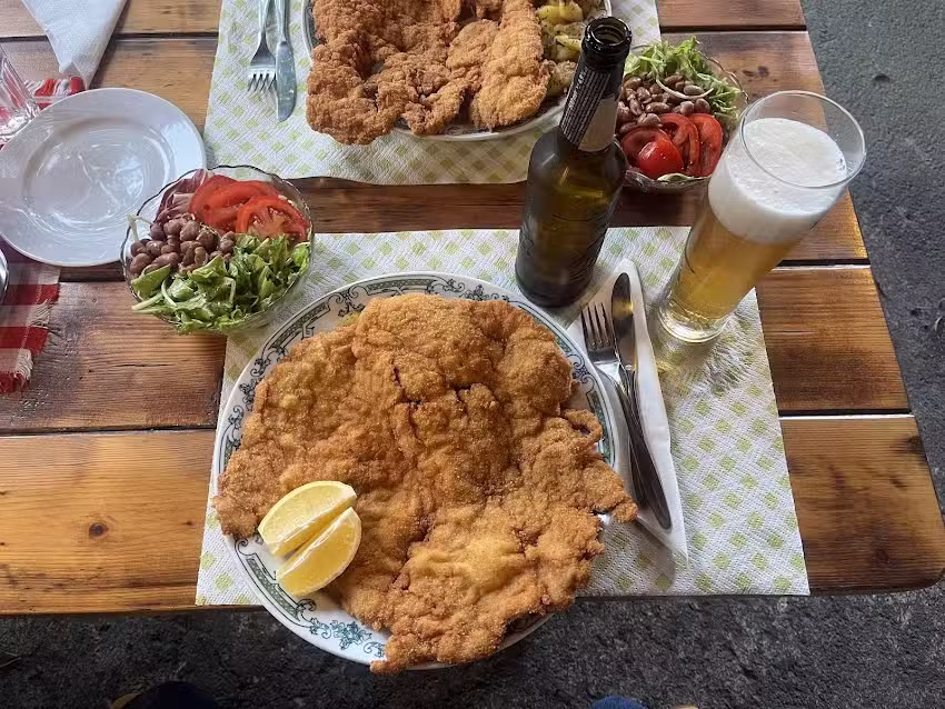 Gostilna Pod Lipco, Vezjak-Comp d.o.o.