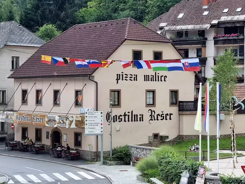 Gostilna Re&scaron;er