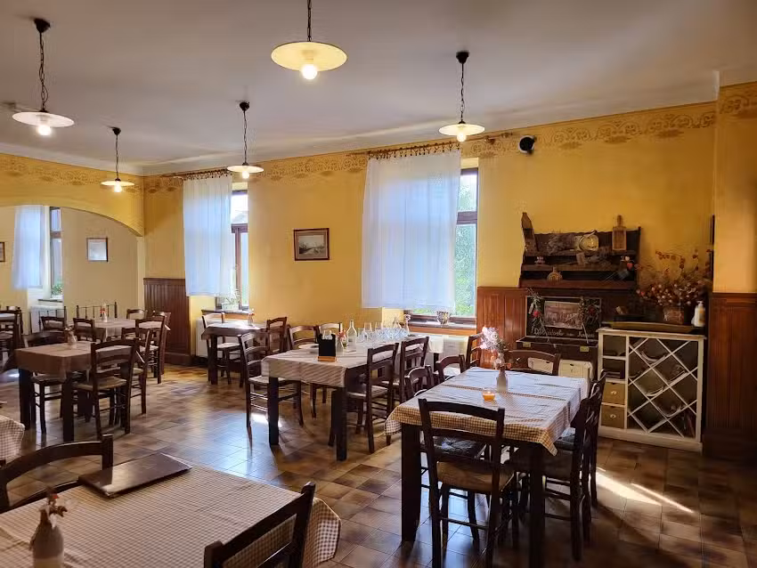 Gostilna &scaron;tirna, gostinstvo &ndash; Jurij Golob s.p.