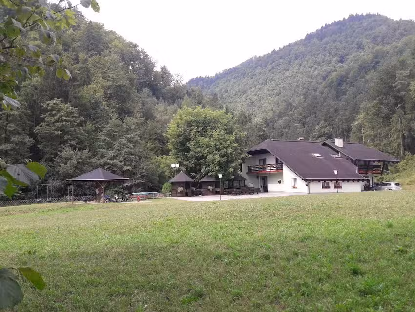 Gosti&scaron;če Atel&scaron;ek