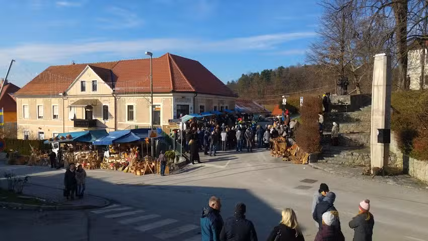 Gosti&scaron;če KRONA, KRONA ZASS d.o.o.