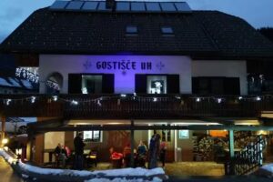 Guesthouse &ldquo;UH&rdquo; Kavalar