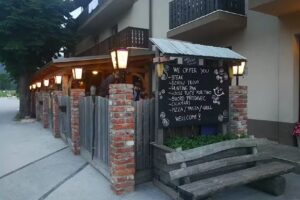 Hi&scaron;a Pr&rsquo; Pristavc &ndash; gostilna in pizzerija