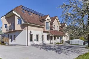 Hotel &ndash; Hostel DELALUT