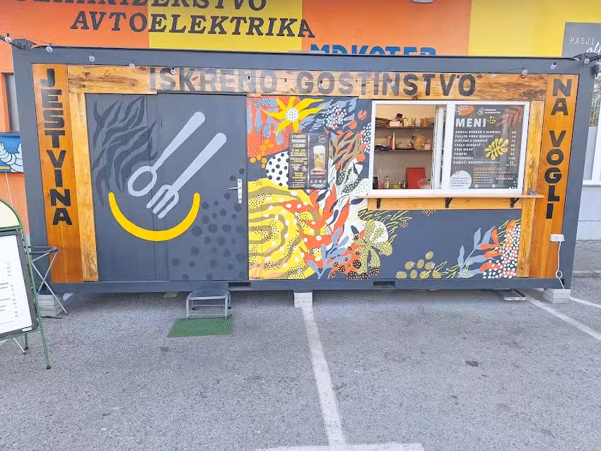 ISKRENO Burger & More