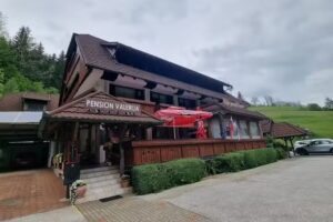 JEZERSKO &ndash; Pension Valerija &ndash; inn and receiving guests for overnight stays Valerija Konečnik sp