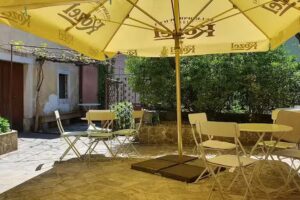 Jolly Vipava bar & grill