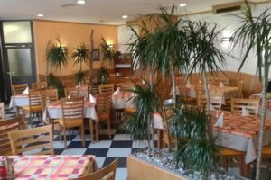 Caff&egrave; e ristorante Pecivo