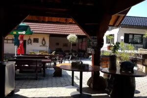 Kirbi&scaron; Janko sp &ndash; Slovenian Hram restaurant