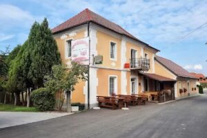 Kraaner d.o.o okrepčevalnica