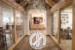 Lipa kavarna, pivnica in restavracija