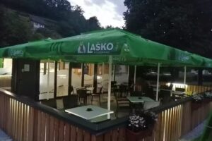 Lu&scaron;tn&rsquo; sotto il tiglio, Simon &Scaron;turm, SP