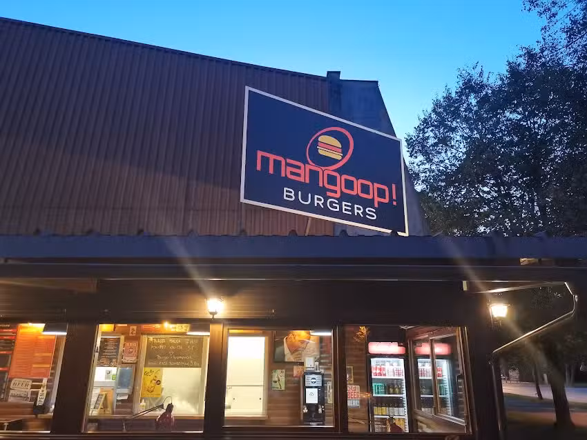 Mangoop Burgers Kamnik