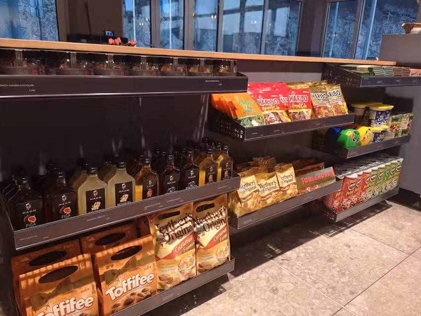 March&eacute; Bistro Ravbarkommanda I