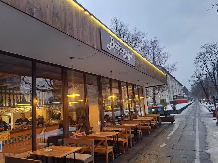 Okrepčevalnica Ba&scaron;čar&scaron;ija