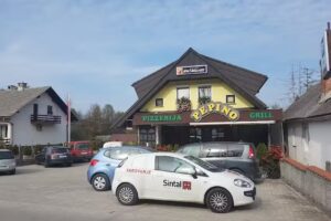 Pepino snack bar and pizzeria