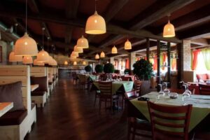 Okrepčevalnica in pizzerija Malibu Kapca