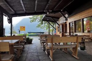 Bar ristoro Jezero &ndash; Baza