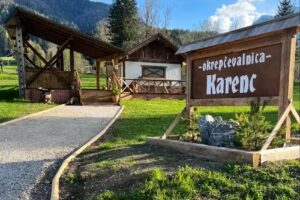 Karen&rsquo;c snack bar