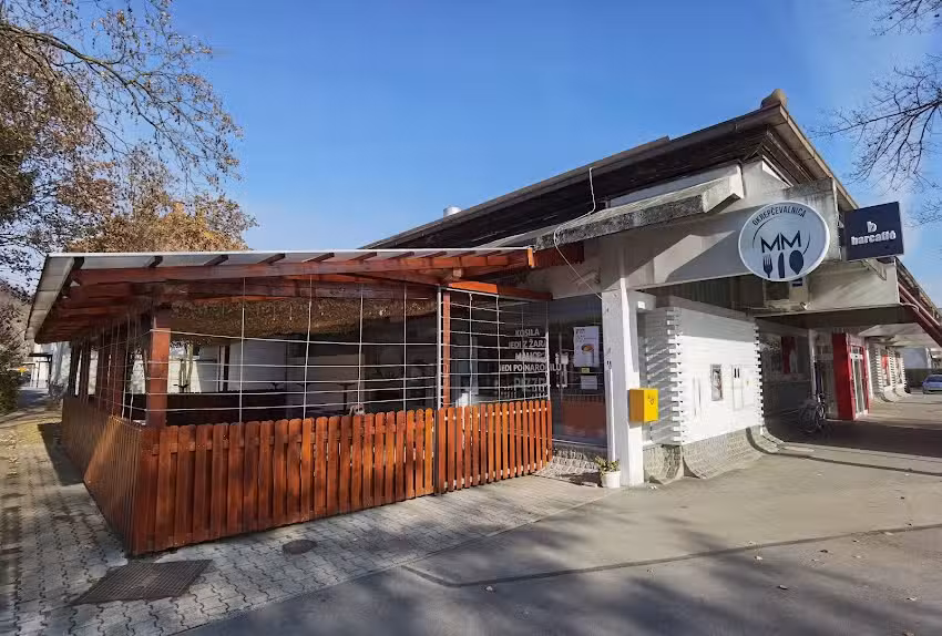 MM Snack Bar, PE 24 June Street