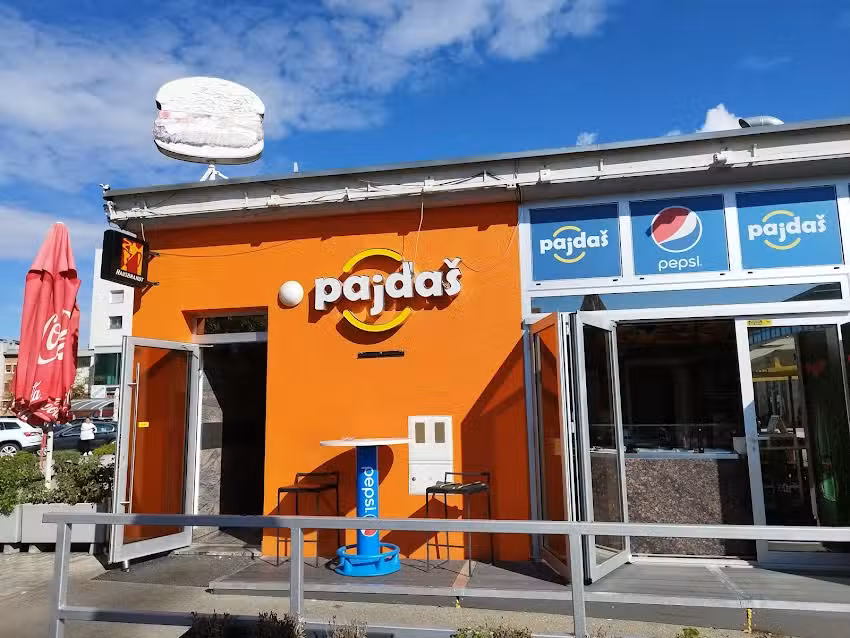 Pajda&scaron; Snack Bar, Jonuz Sadiki, sp