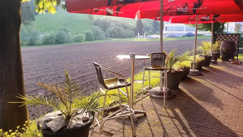 Refreshment shop pizzeria laguna, Branko Lukačić sp