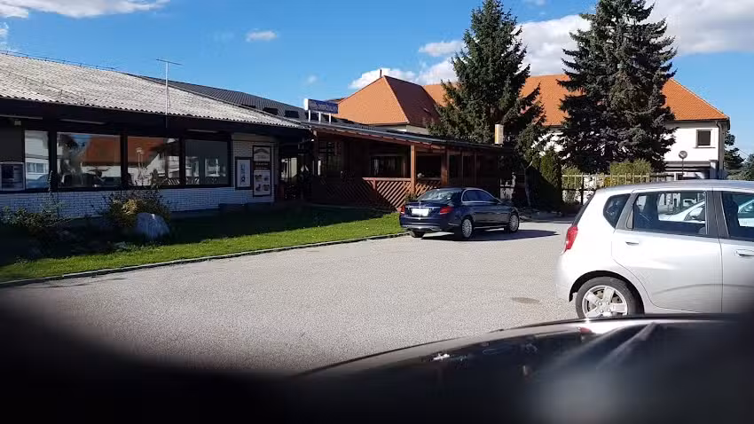 Okrepčevalnica pri Jelki Ra&scaron;čan Lilijana s.p.