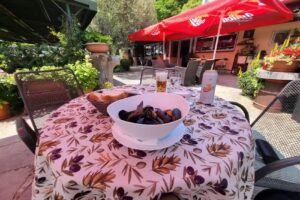 Okrepčevalnica pri Križu