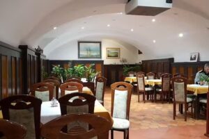 Snack bar Valvasorjev hram Erika Begic sp