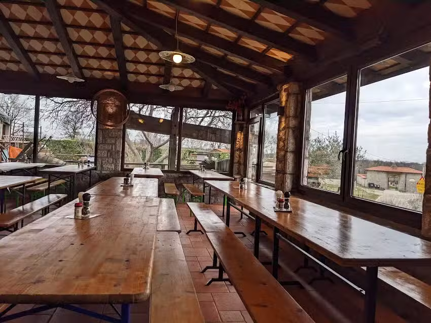 Osmica “Pahor” Sodnik Suzana nosilka dopolnilne dejavnosti na kmetiji