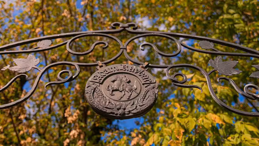 Adam Ravbar Pub &ndash; home delivery