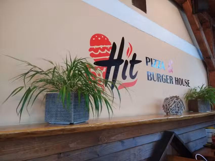 Pizza & Burger House &ndash; HIT